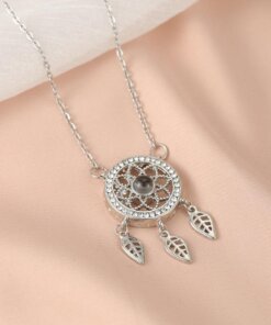 Dreamcatcher necklace projecting meaningful memories with a unique style.